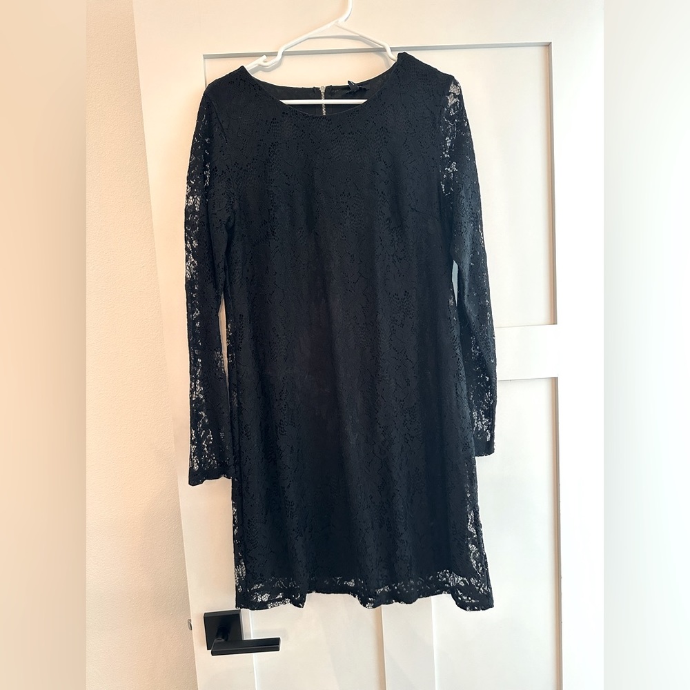 Apt 9 Brand New Lace dress with zipper back